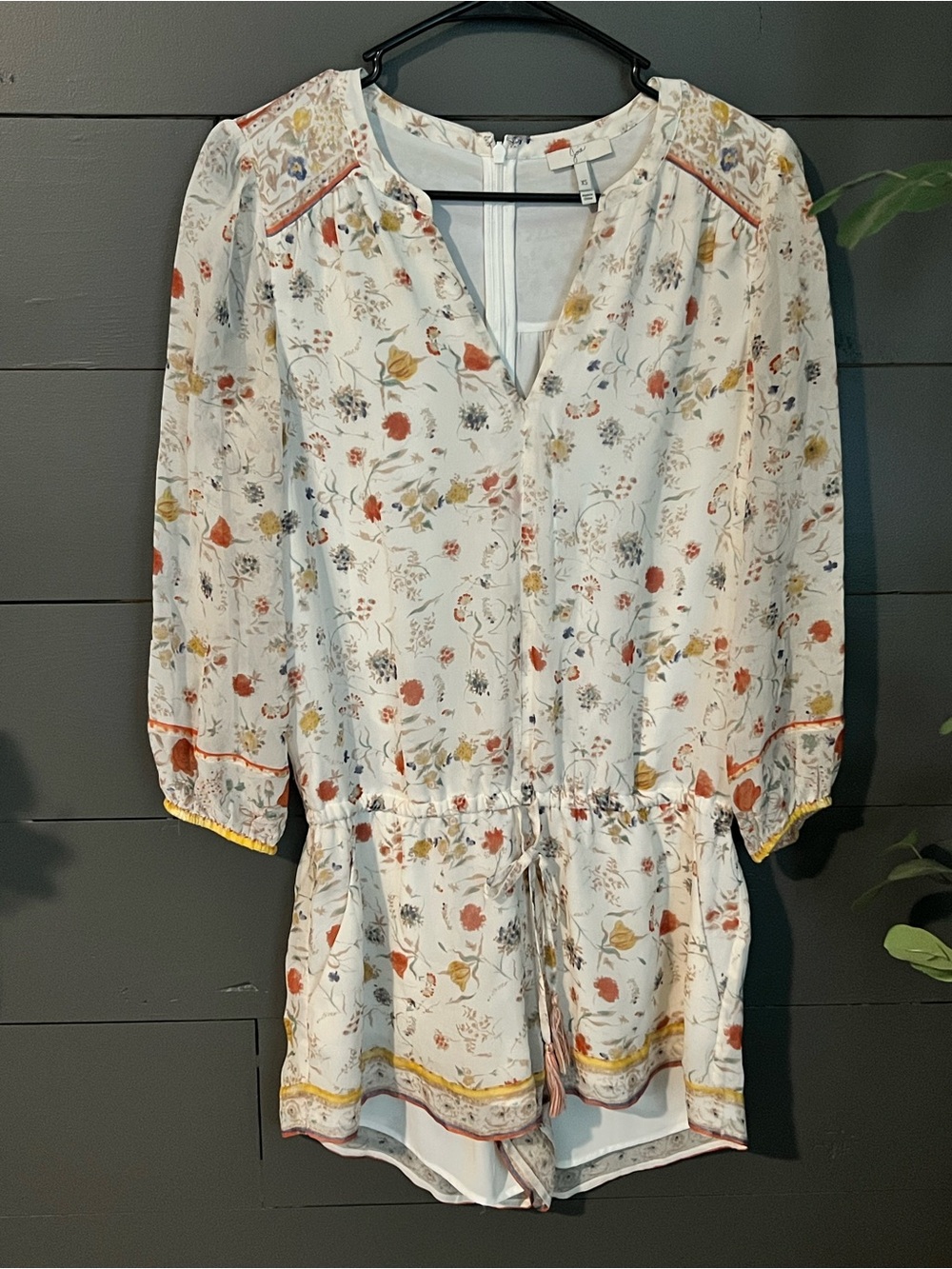 Joie Weldon Silk Floral Romper Ivory Cottagecore Boho Playsuit XS